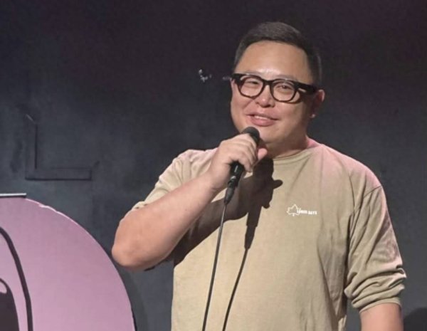 三羊财务 阎鹤祥自曝已婚当爸难兼顾喜单，网友调侃托付郭麒麟